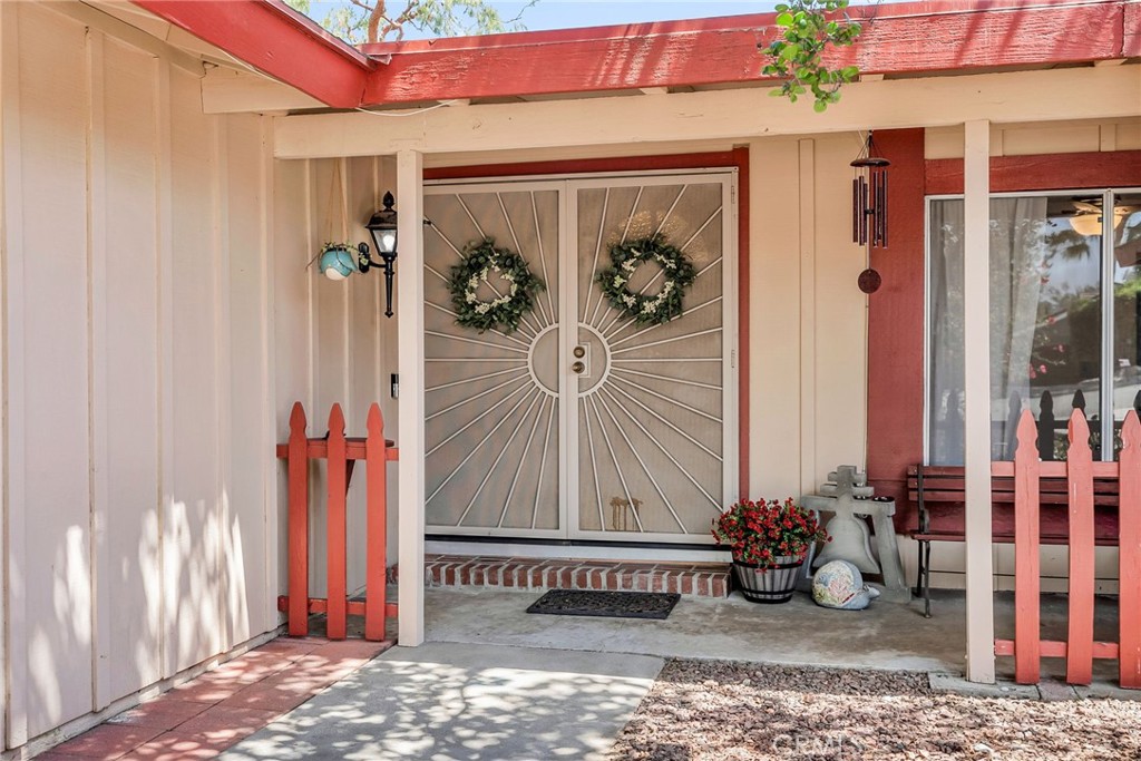 1239 Highridge Street