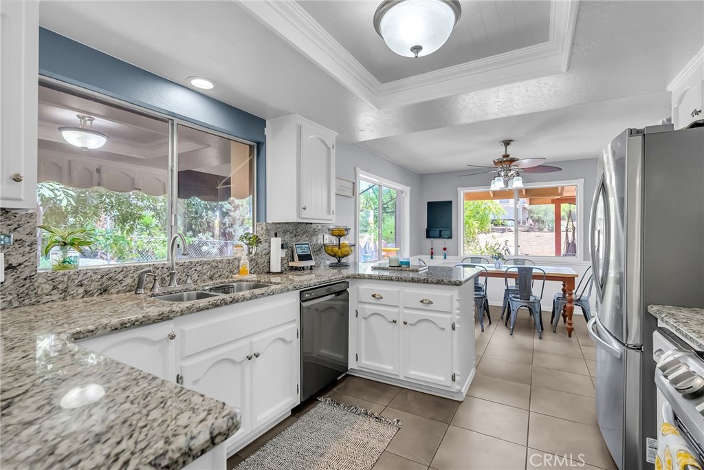 1239 Highridge Street