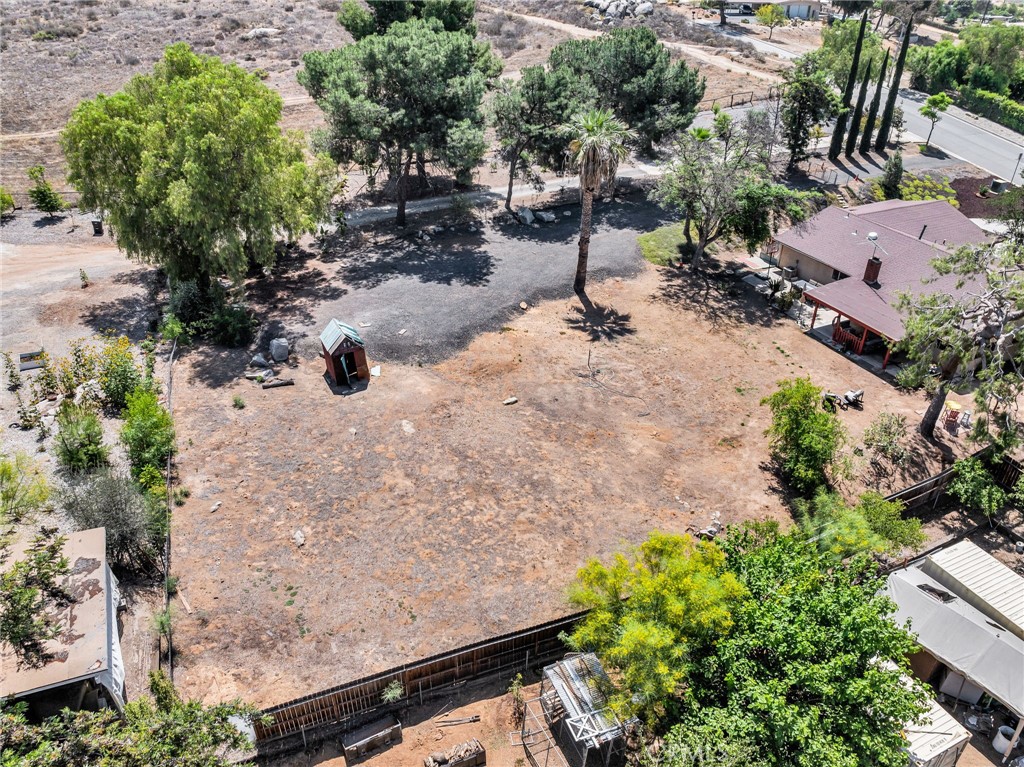 1239 Highridge Street