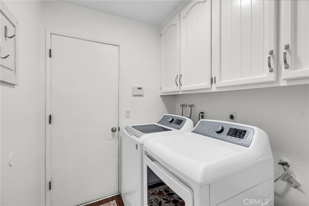 1239 Highridge Street