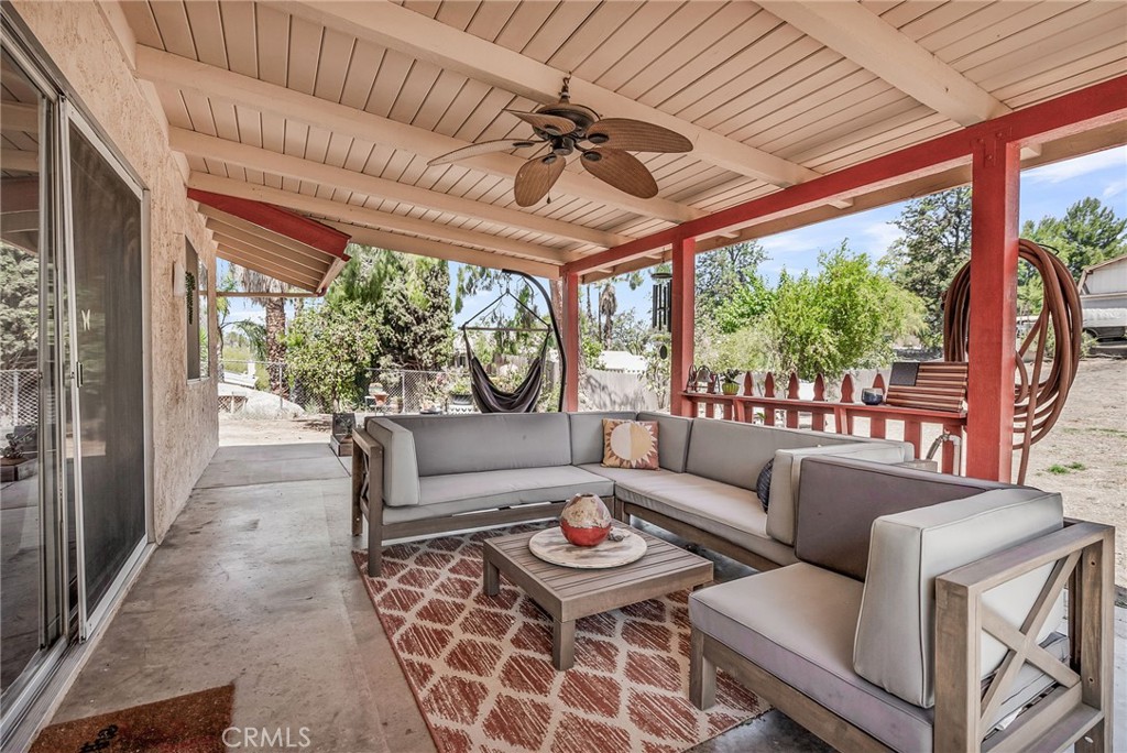 1239 Highridge Street