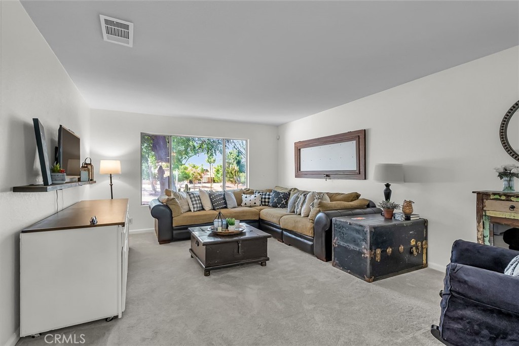 1239 Highridge Street