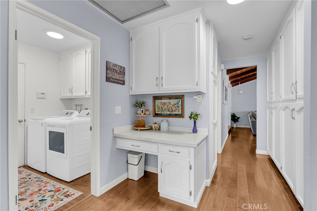 1239 Highridge Street