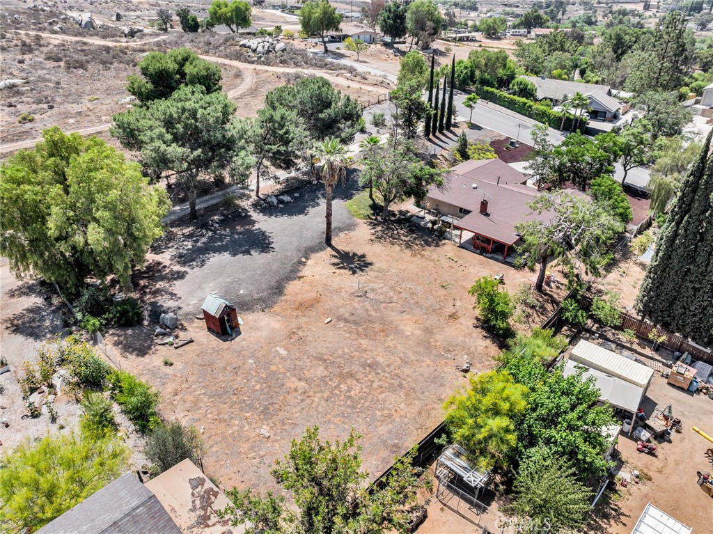 1239 Highridge Street