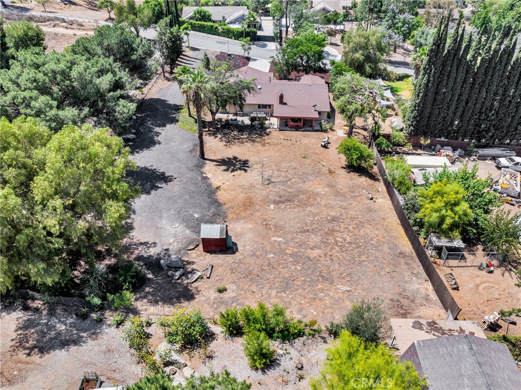 1239 Highridge Street