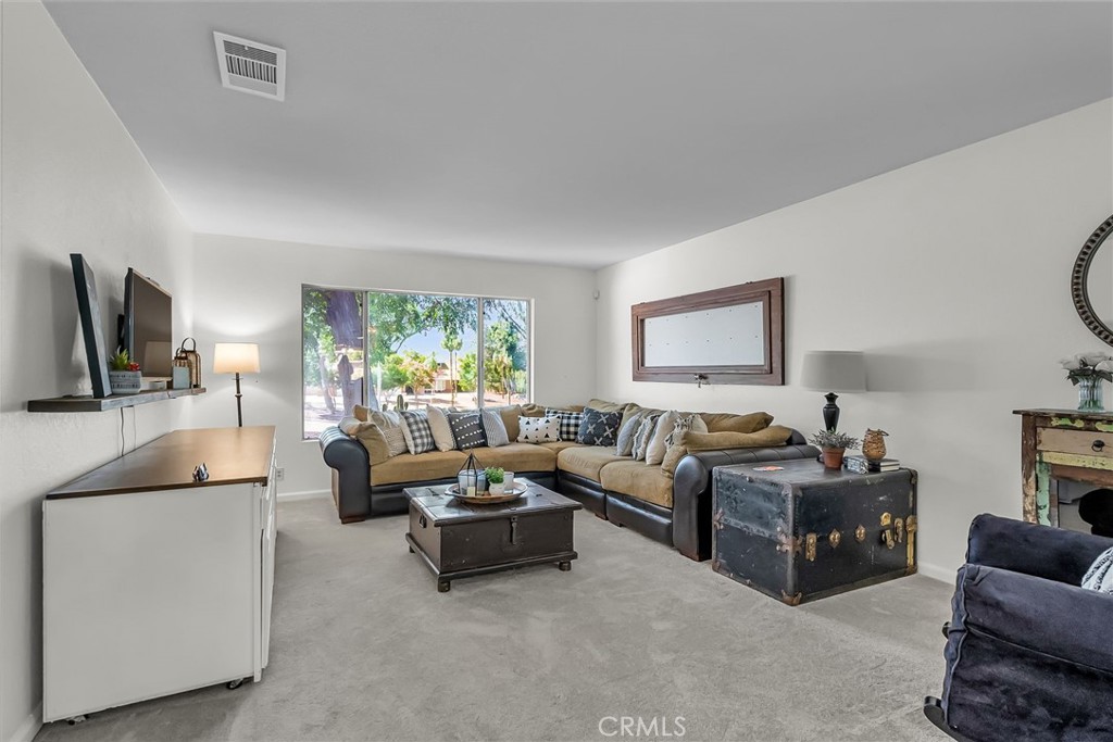 1239 Highridge Street