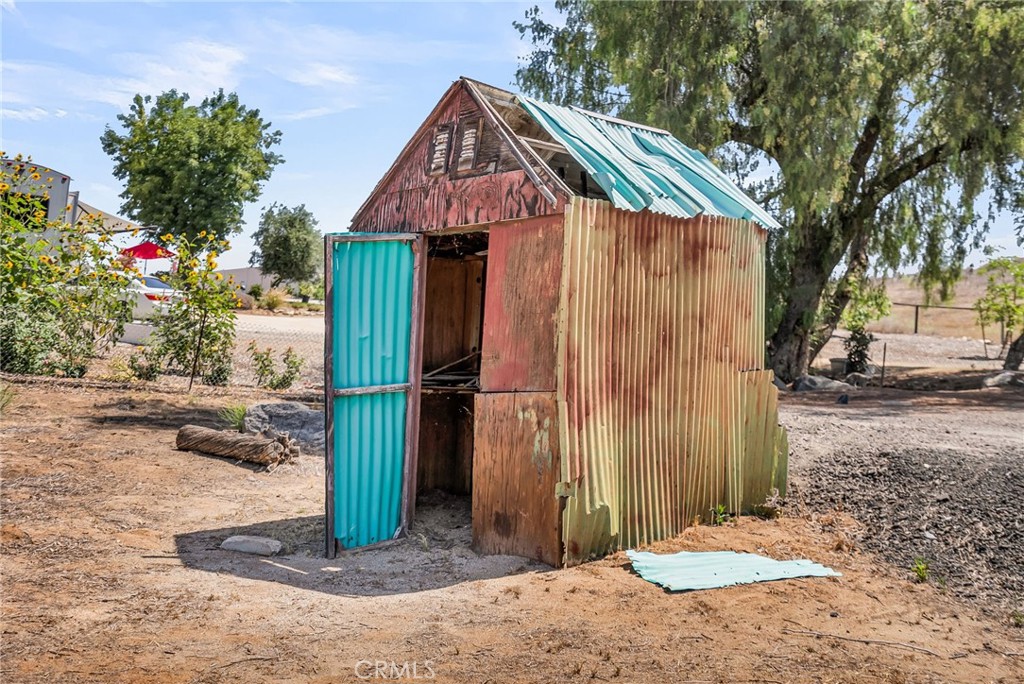 1239 Highridge Street