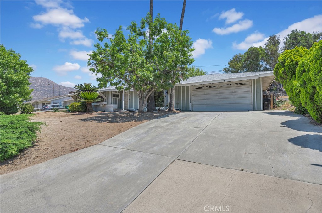 20468 College Boulevard