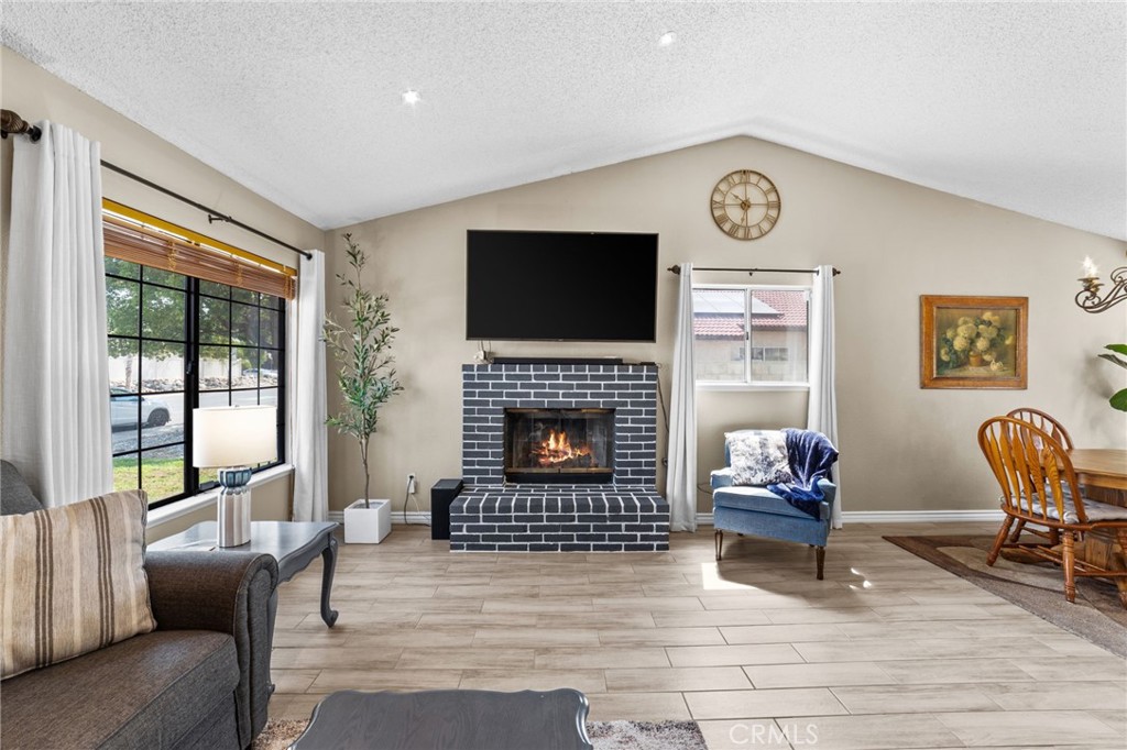 26337 Dracaea Avenue