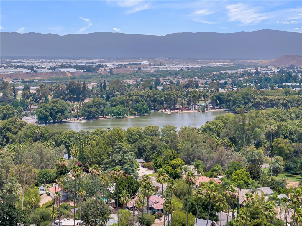 4536 Indian Hill Road