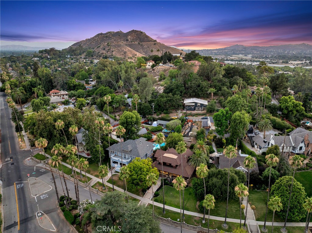 4536 Indian Hill Road