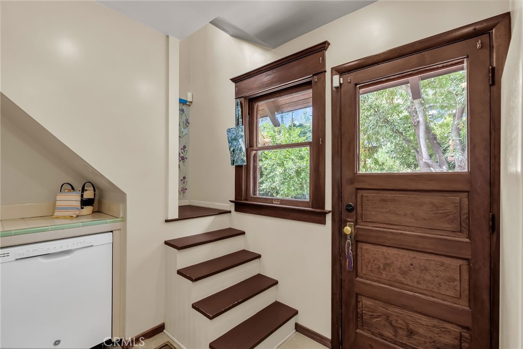 4536 Indian Hill Road