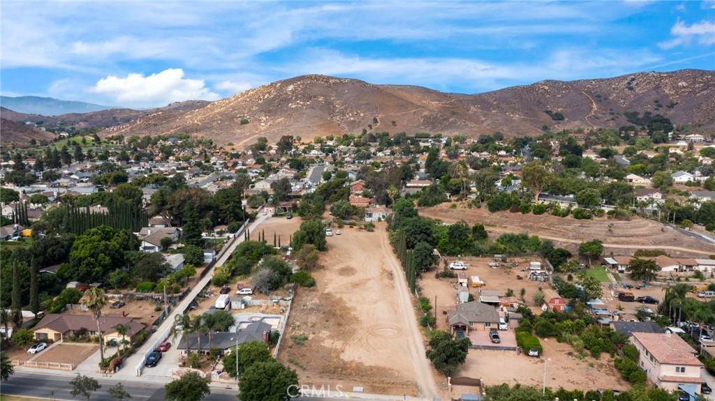 5778 La Sierra Avenue