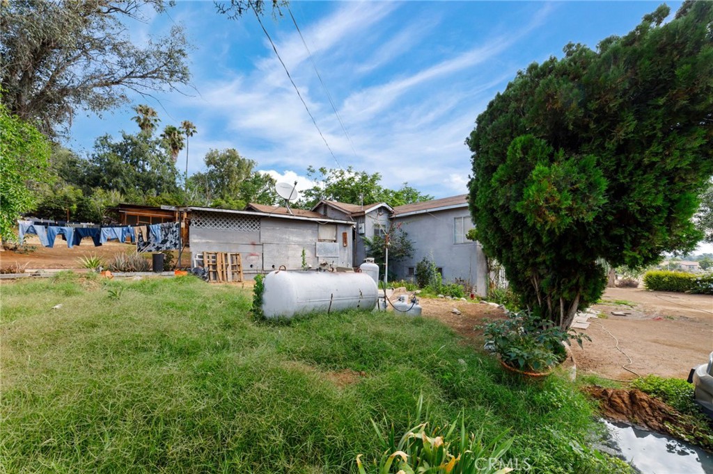 5778 La Sierra Avenue