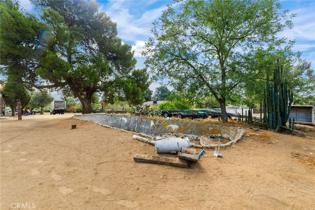 5778 La Sierra Avenue