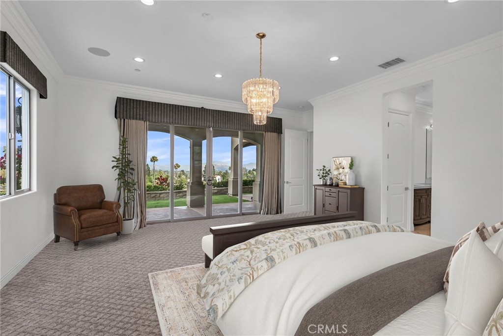 5662 Royal Ridge Court