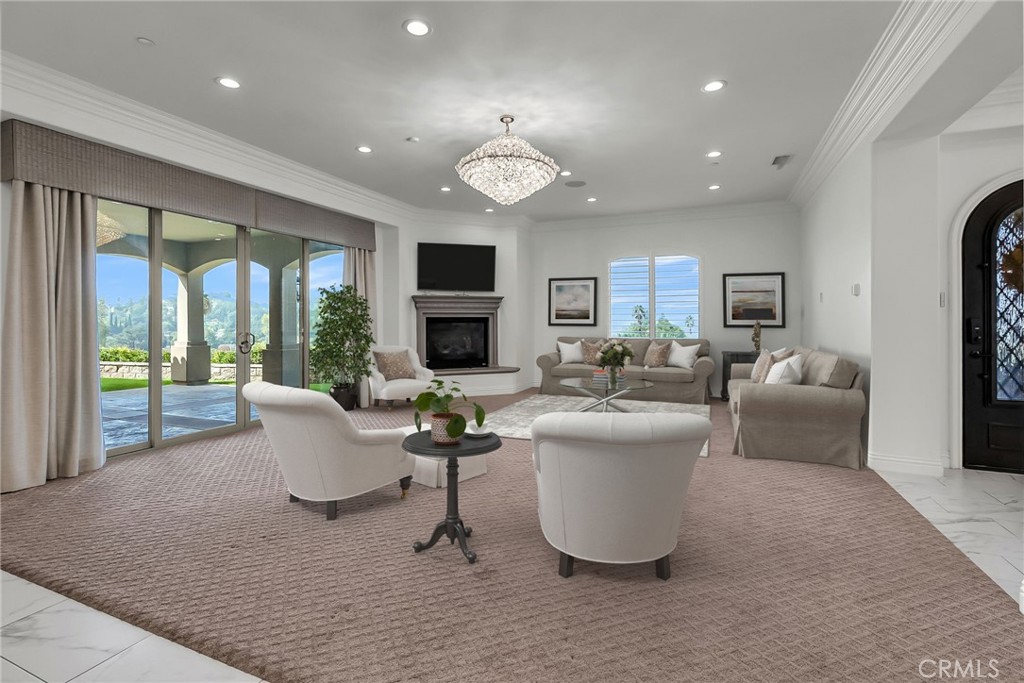 5662 Royal Ridge Court