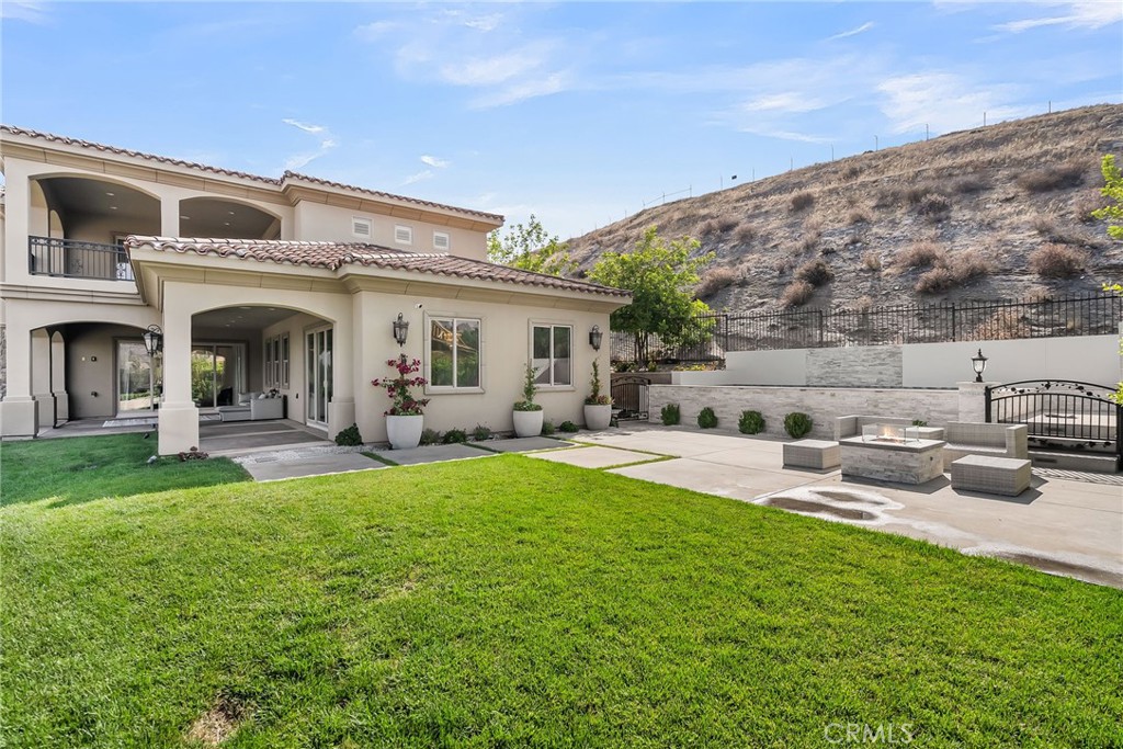 5662 Royal Ridge Court