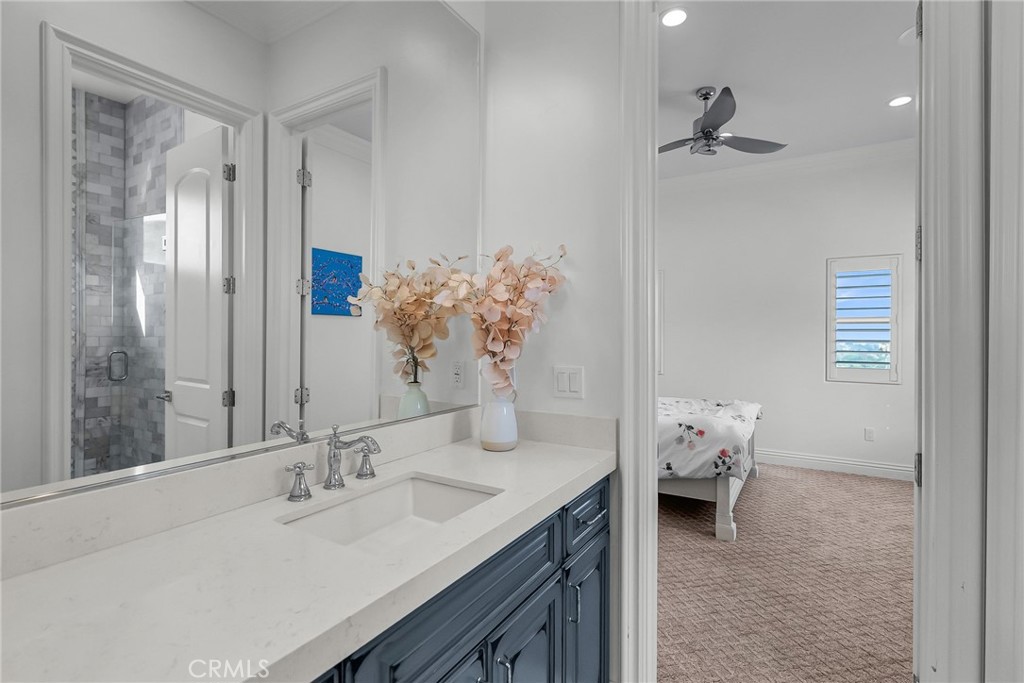 5662 Royal Ridge Court