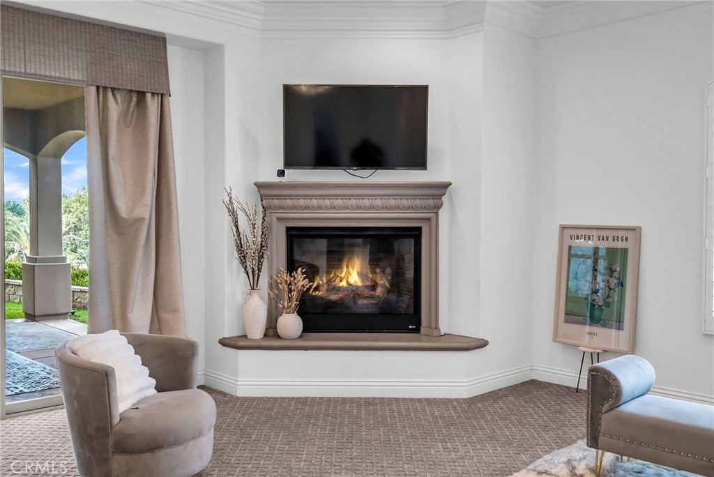 5662 Royal Ridge Court