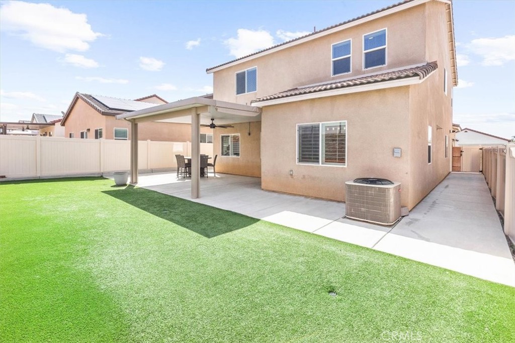 1022 Egret Street