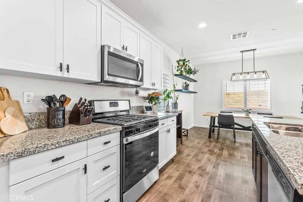 1022 Egret Street