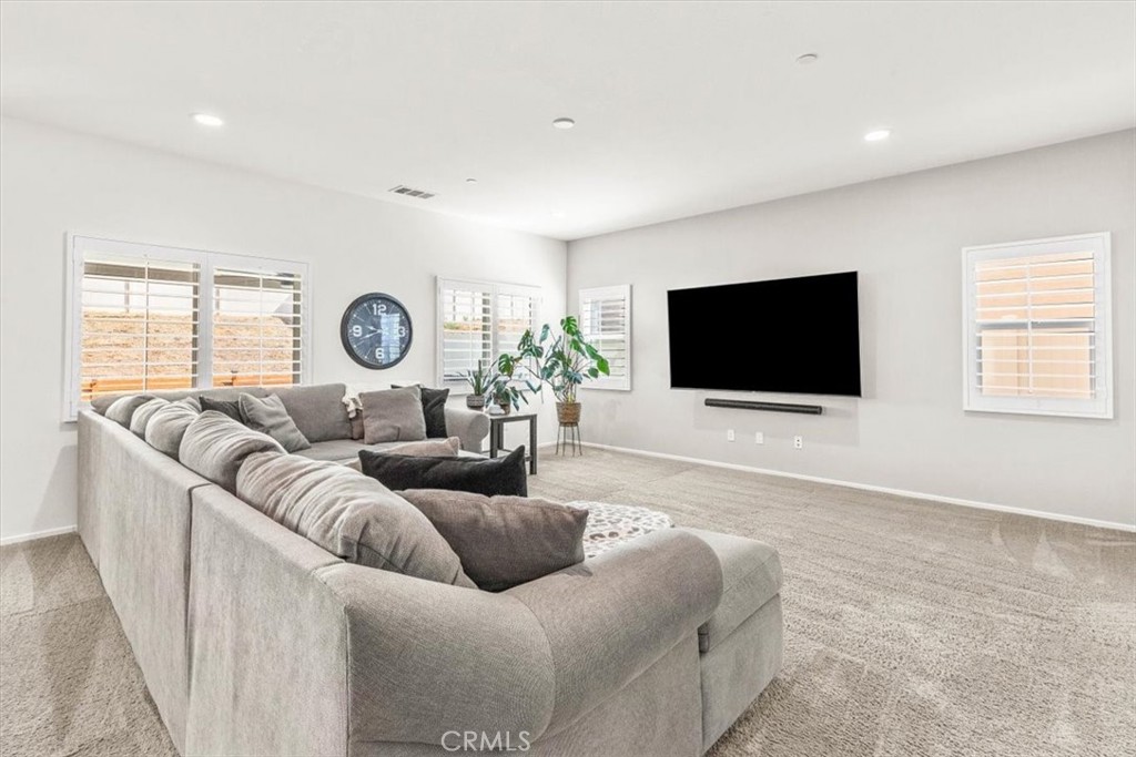 1022 Egret Street