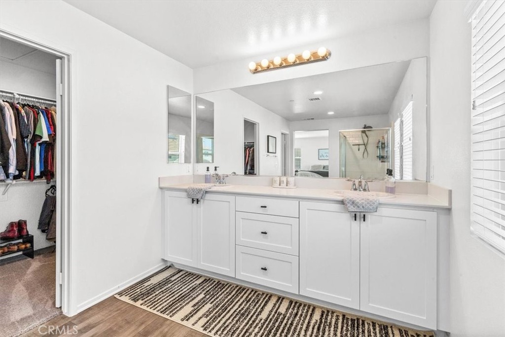 1022 Egret Street