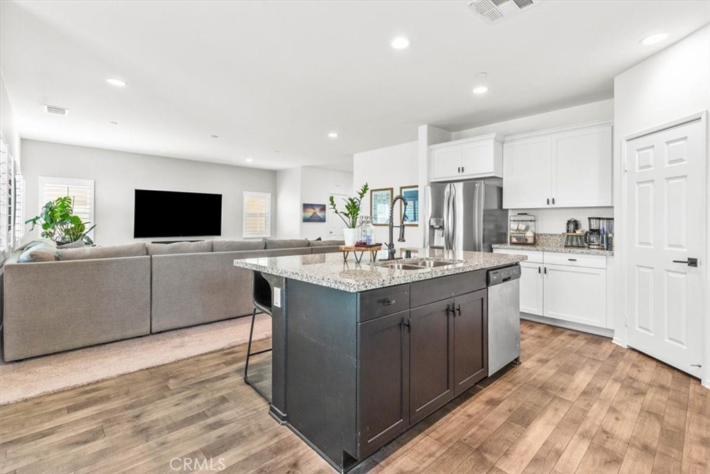 1022 Egret Street