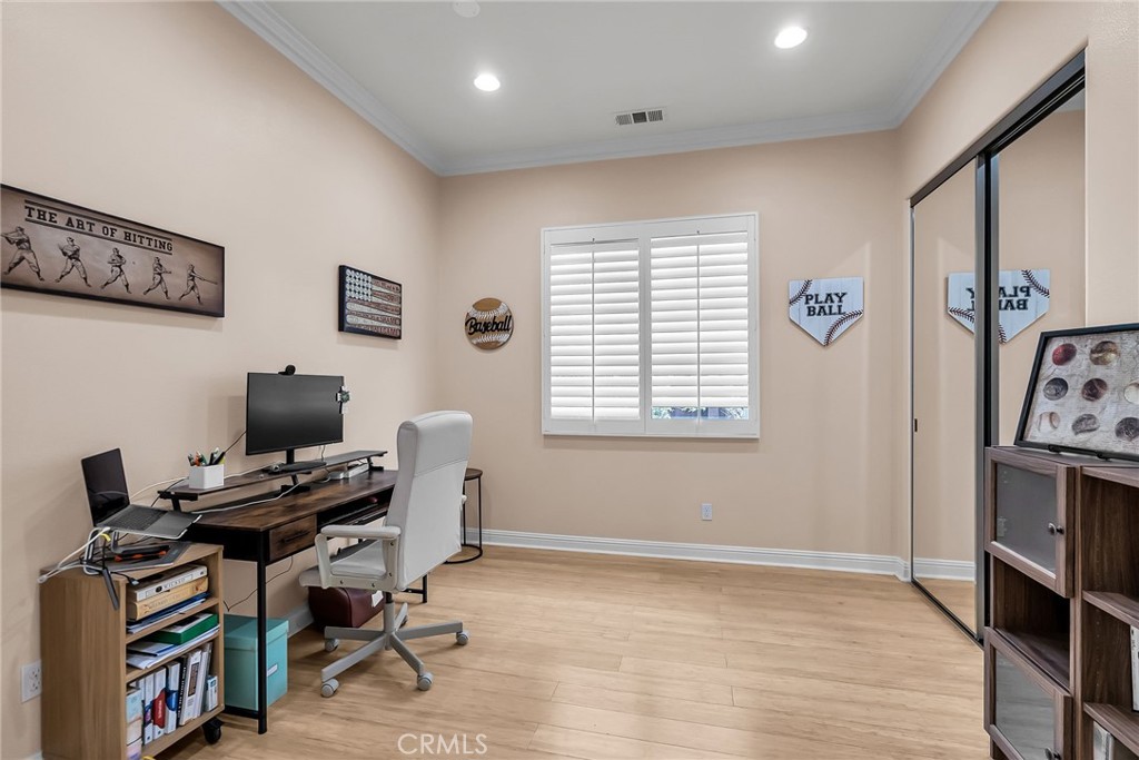 3309 Paseo De Valle