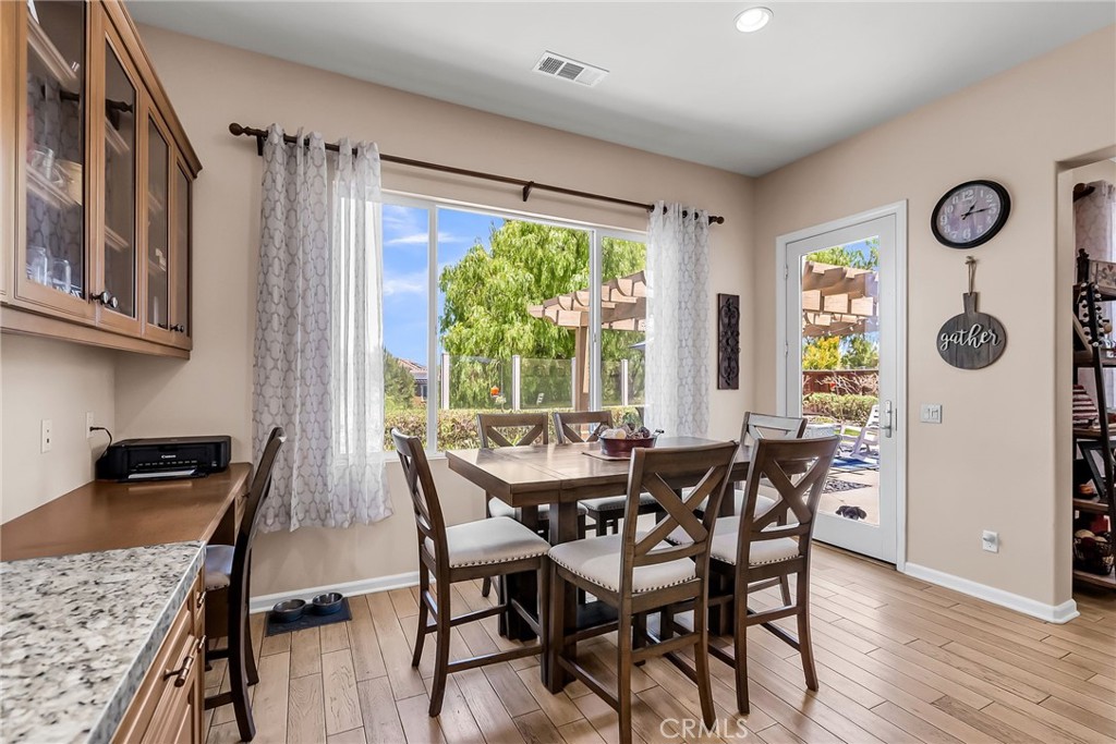 3309 Paseo De Valle