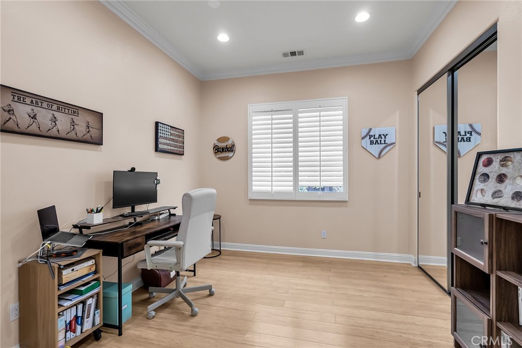 3309 Paseo De Valle