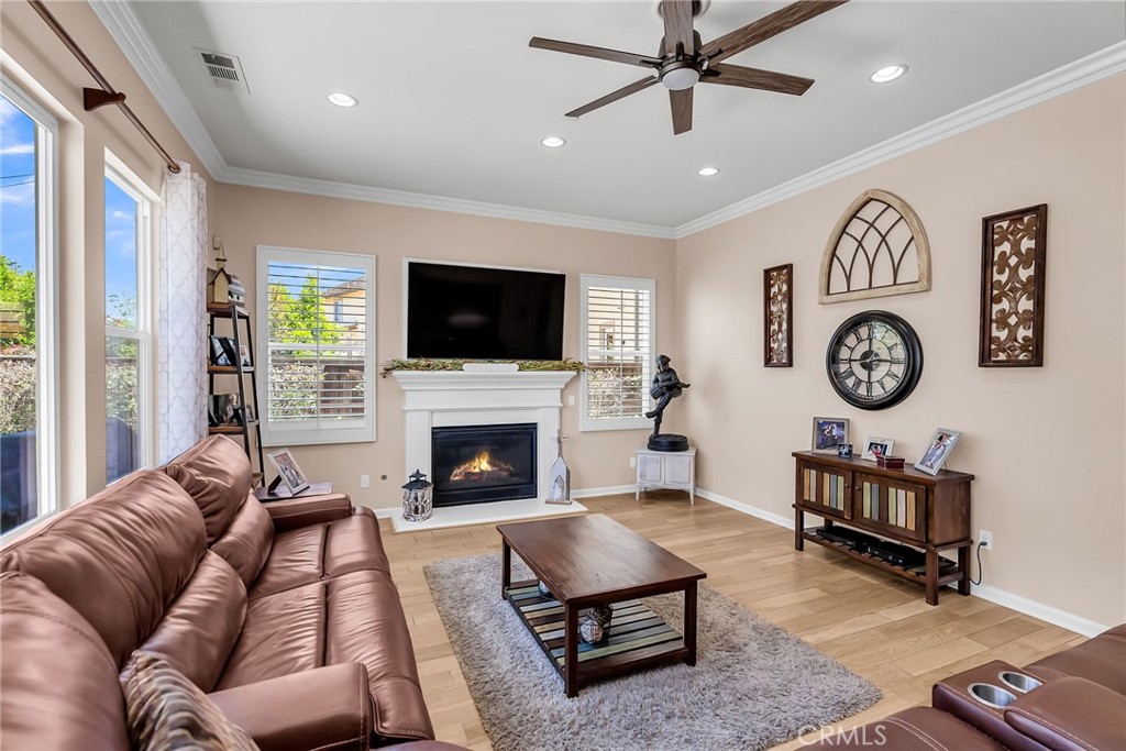 3309 Paseo De Valle