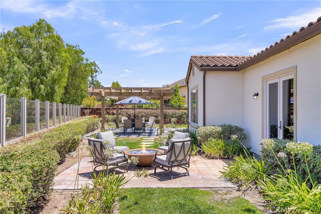3309 Paseo De Valle