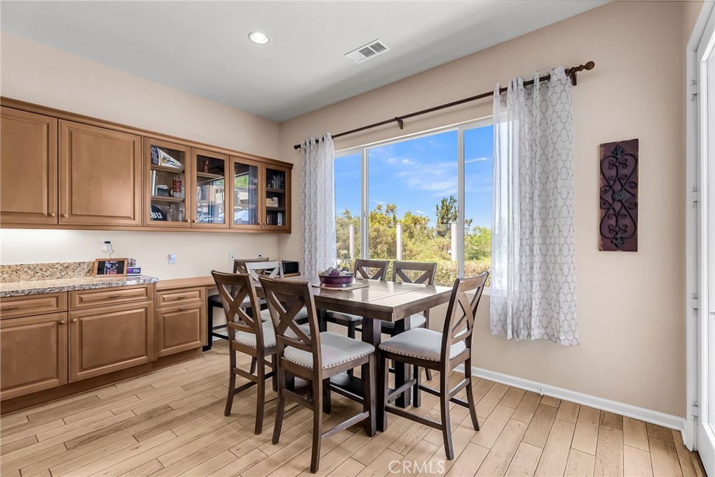 3309 Paseo De Valle