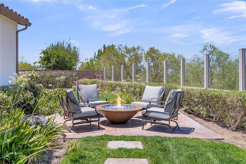 3309 Paseo De Valle
