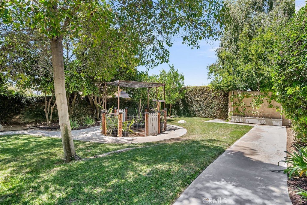 1656 Dunkirk Lane