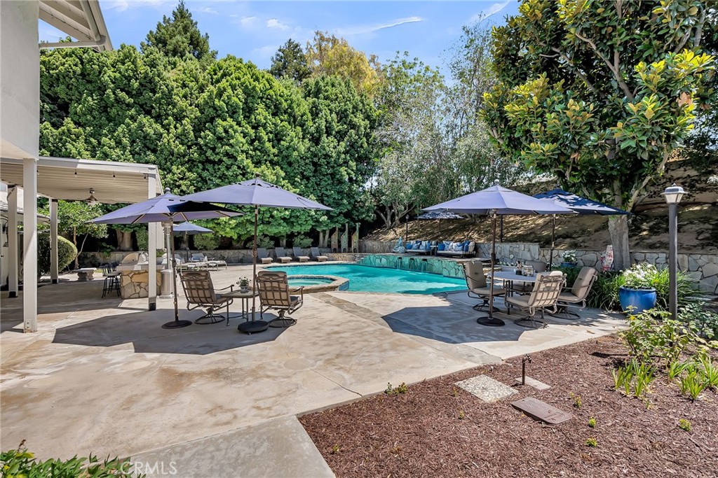 1656 Dunkirk Lane