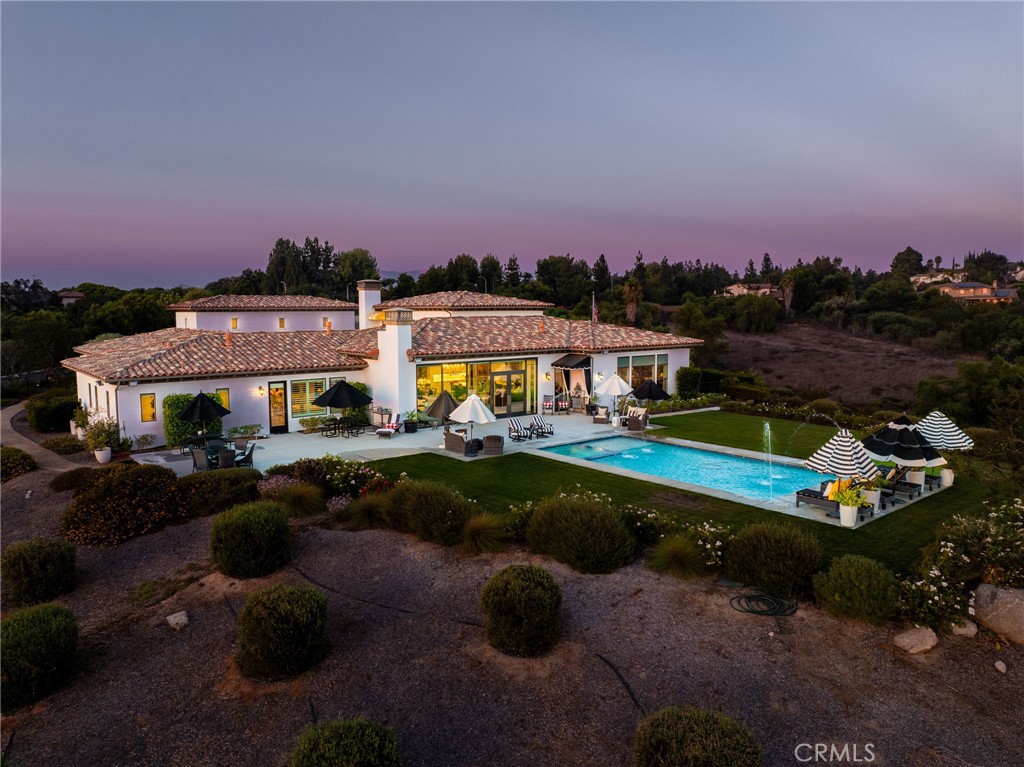 7420 Via Montecito