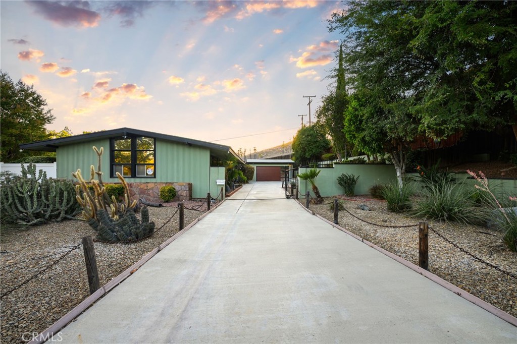 5649 Durango Road