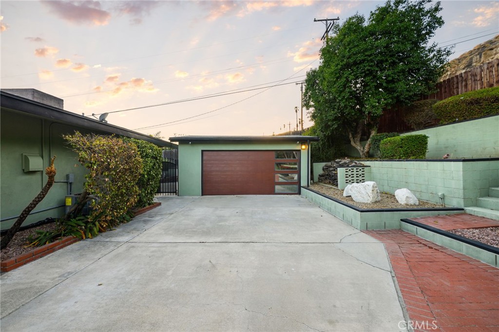 5649 Durango Road