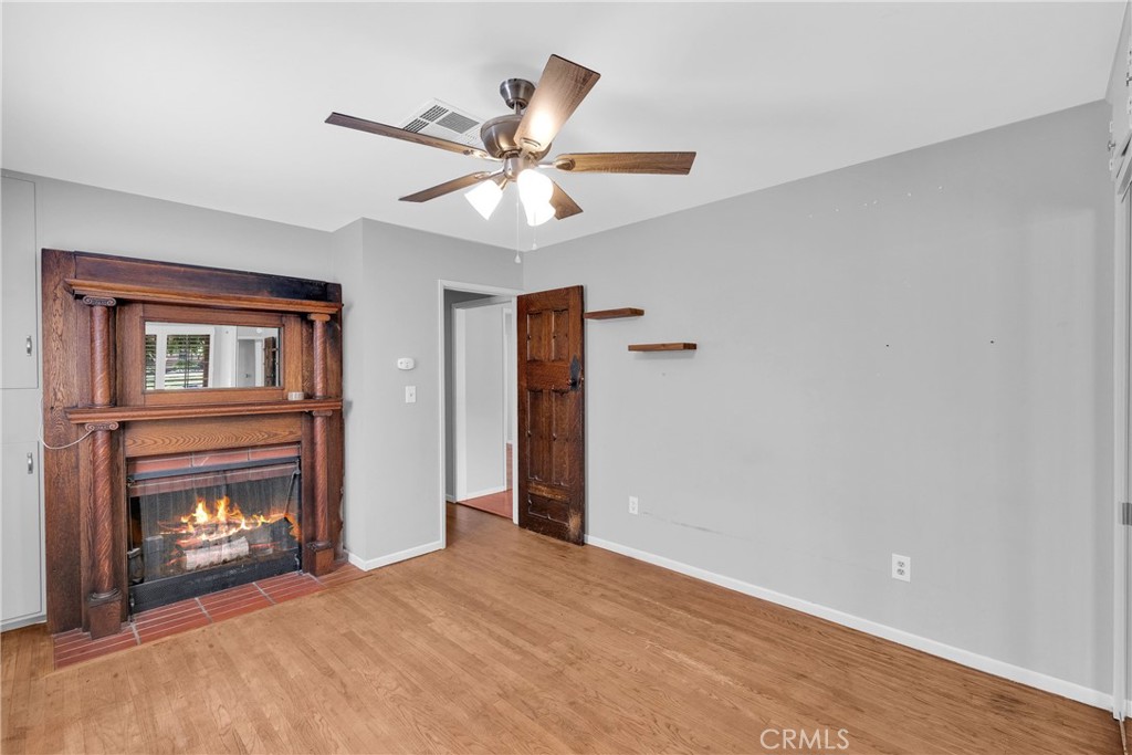 628 W Fern Avenue