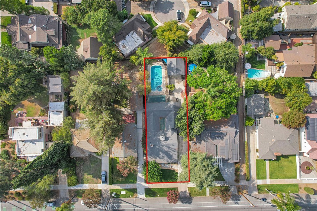 628 W Fern Avenue