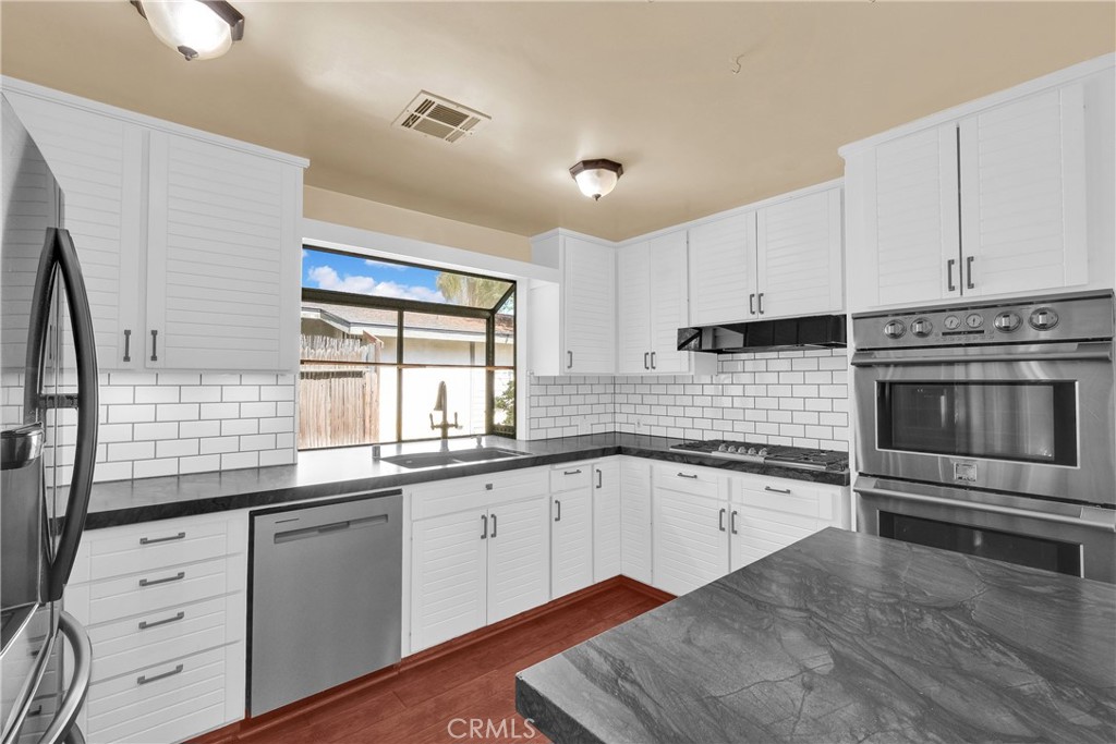 628 W Fern Avenue