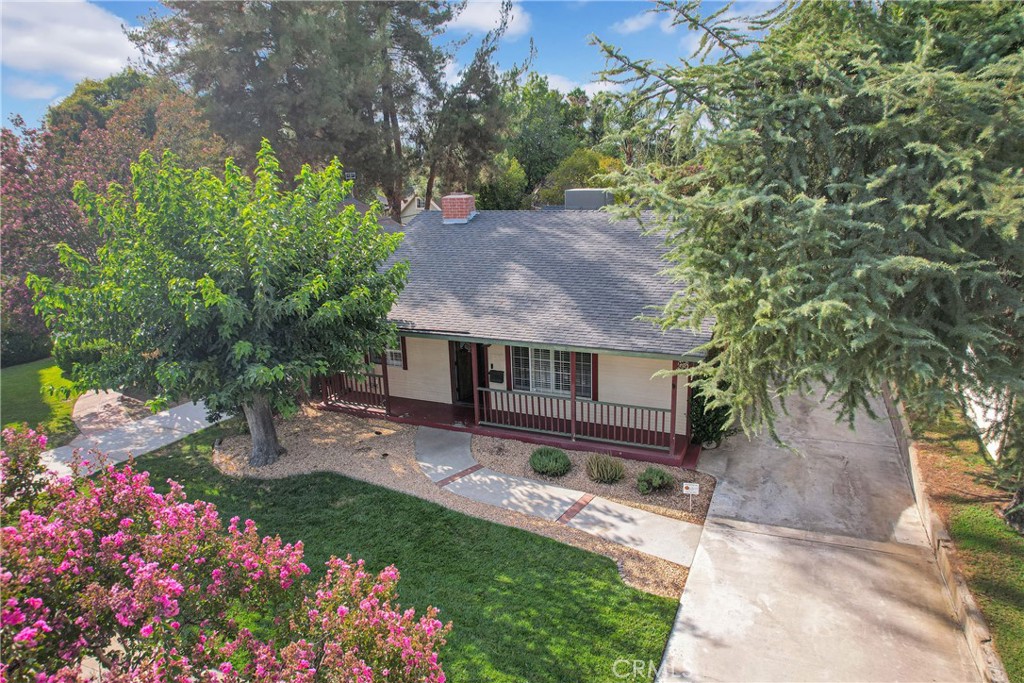 628 W Fern Avenue