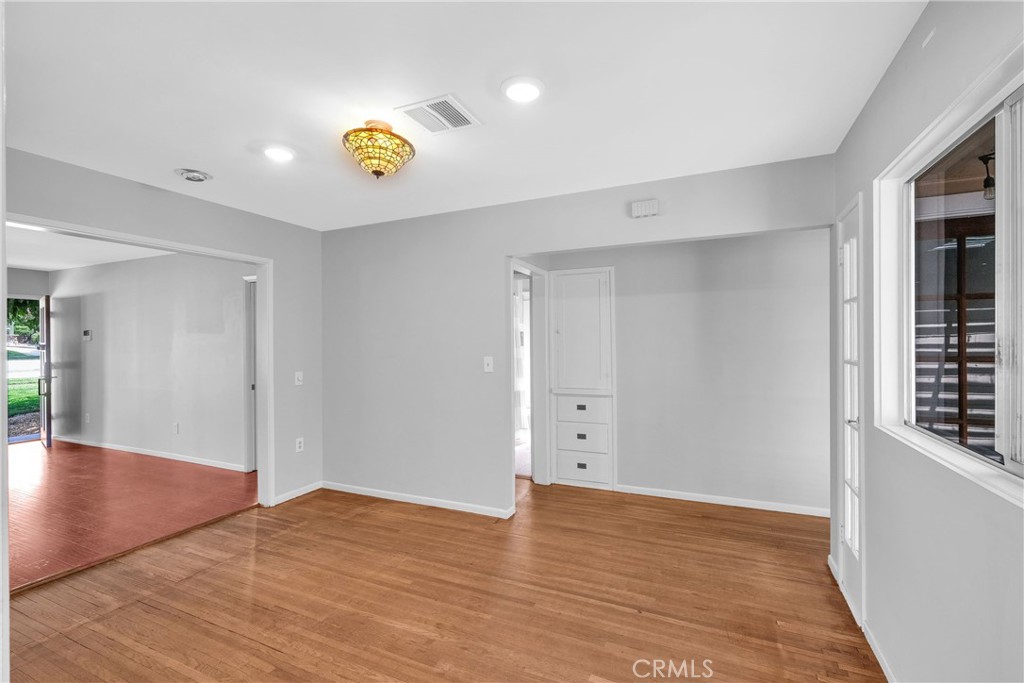 628 W Fern Avenue