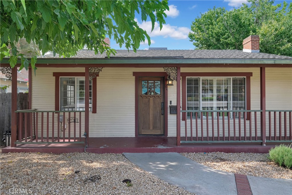 628 W Fern Avenue