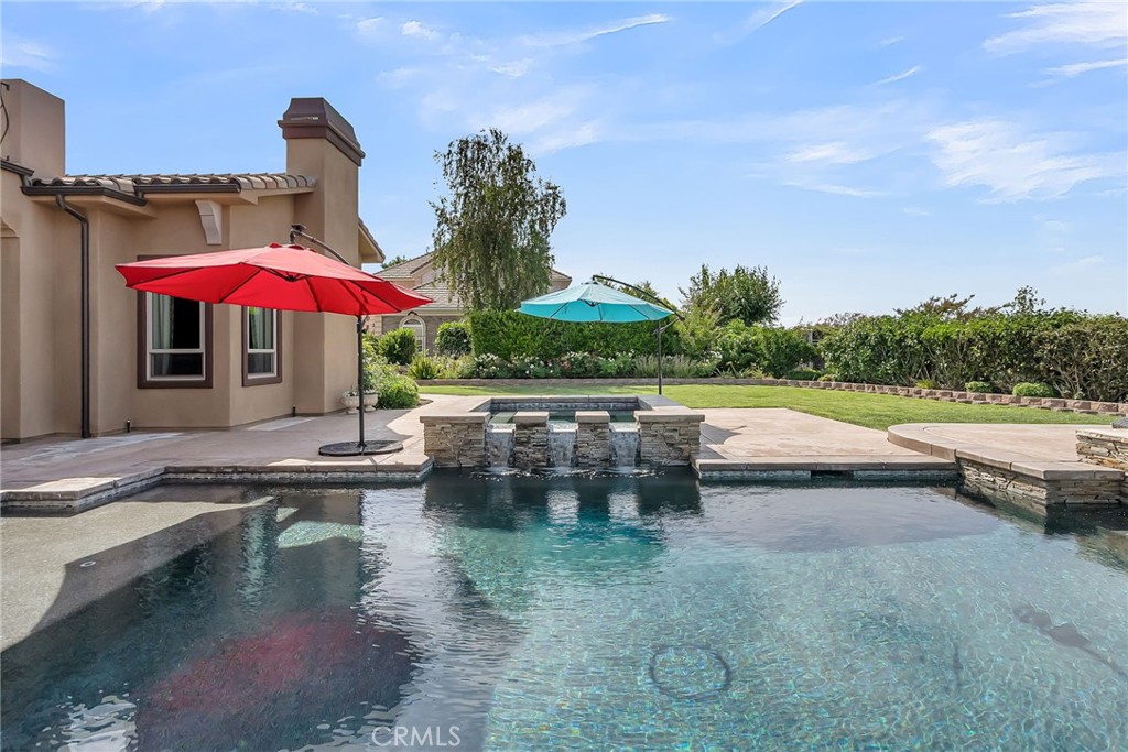 680 Pinnacle Ridge Road