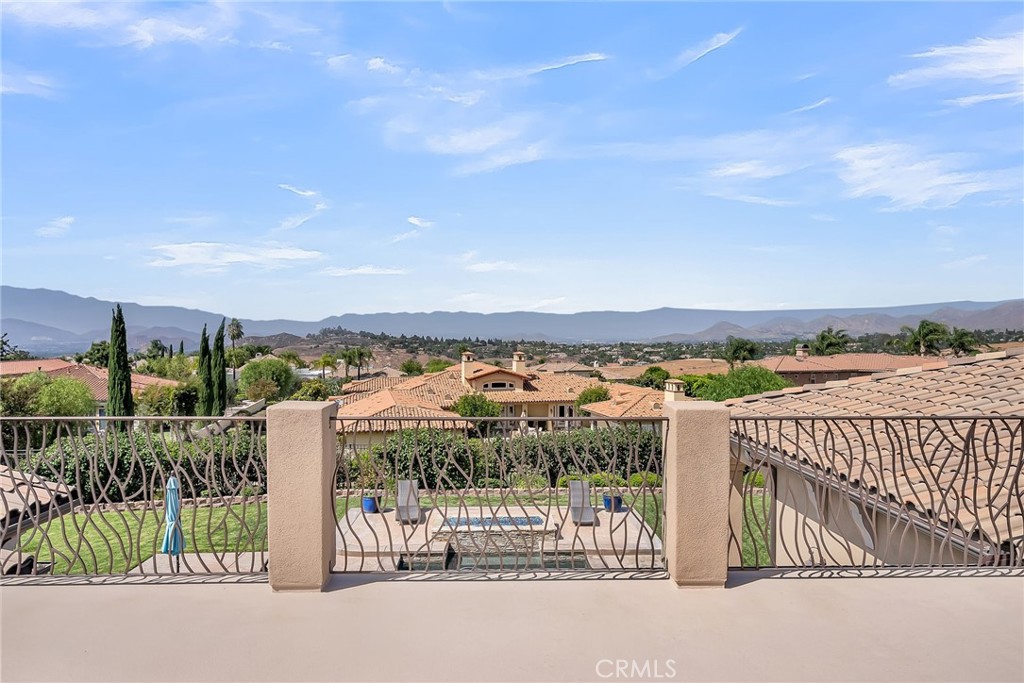 680 Pinnacle Ridge Road