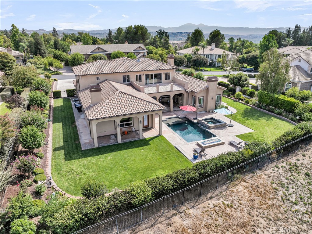 680 Pinnacle Ridge Road